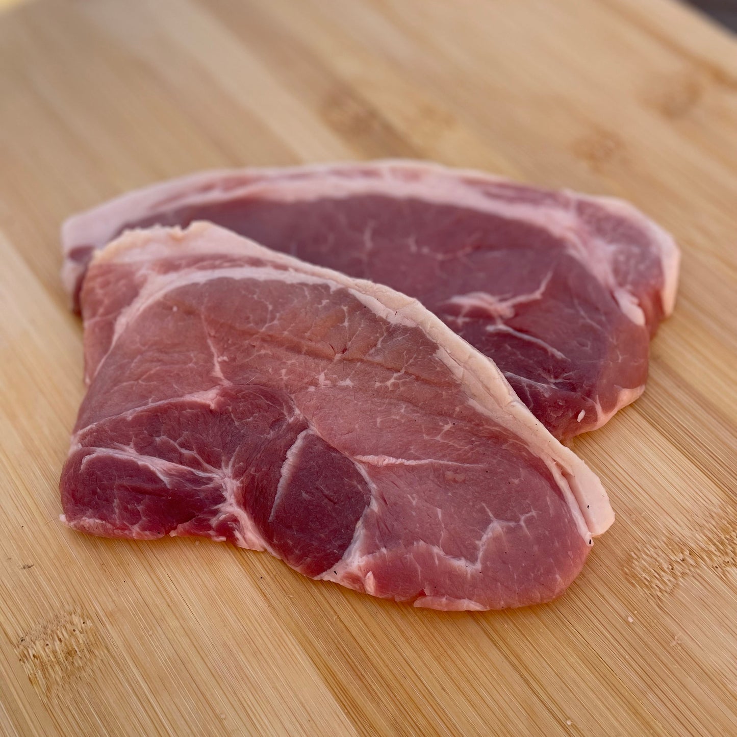 Pork_sirloin_chops_raw2